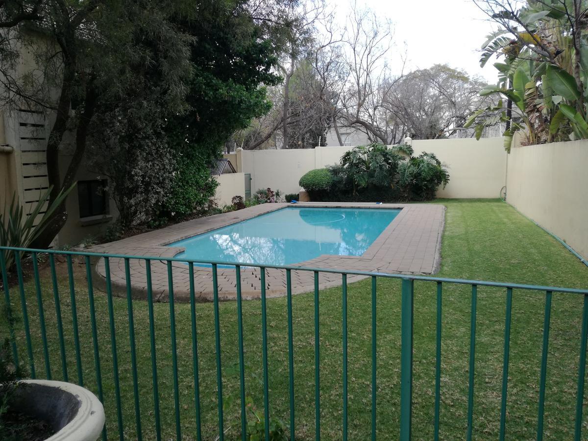 Villa In The Village جوهانسبورغ المظهر الخارجي الصورة